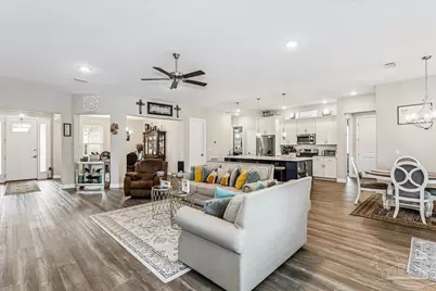 4752 Red Oak Dr, Milton, FL 32583 - Photo 10