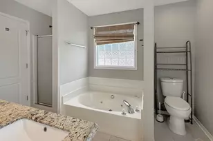 2121 Pin High Dr, Pensacola, FL 32526 - Photo 18