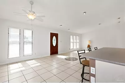 1119 Seabreeze Ln, Gulf Breeze, FL 32563 - Photo 6