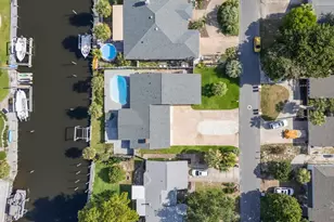 1119 Seabreeze Ln, Gulf Breeze, FL 32563 - Photo 38