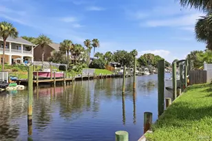 1119 Seabreeze Ln, Gulf Breeze, FL 32563 - Photo 2