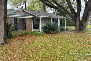 7823 Dartmoor Dr, Pensacola, FL 32514 - Photo 1