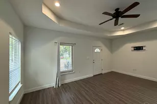 2010 W Gregory St, Pensacola, FL 32502 - Photo 6