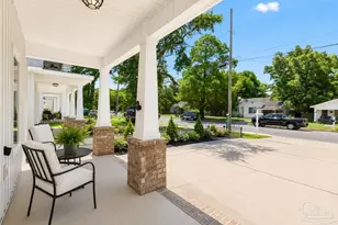 2010 W Gregory St, Pensacola, FL 32502 - Photo 2