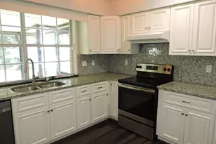7674 Old Hickory Dr, Pensacola, FL 32507 - Photo 12