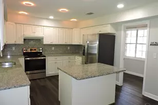 7674 Old Hickory Dr, Pensacola, FL 32507 - Photo 10