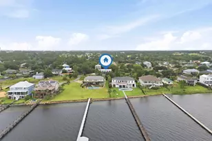 1038 Magnolia Ln, Gulf Breeze, FL 32563 - Photo 2