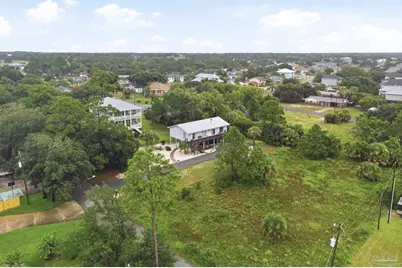 1038 Magnolia Ln, Gulf Breeze, FL 32563 - Photo 32