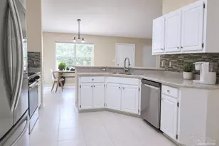 5079 Cassia Dr, Pensacola, FL 32506 - Photo 6