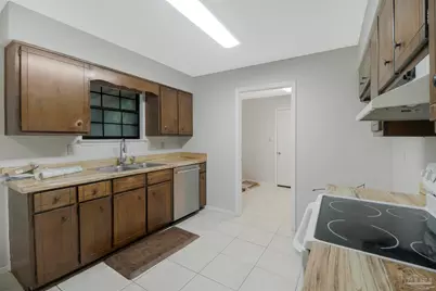 6119 Forest Pines Dr, Pensacola, FL 32526 - Photo 10