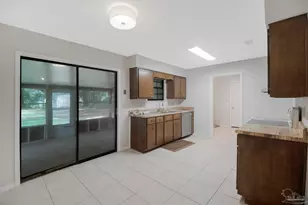6119 Forest Pines Dr, Pensacola, FL 32526 - Photo 8