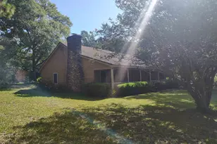 1906 Kathleen Ave, Cantonment, FL 32533 - Photo 4