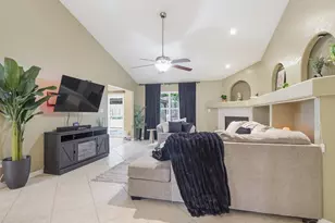 2101 Pin High Dr, Pensacola, FL 32526 - Photo 10