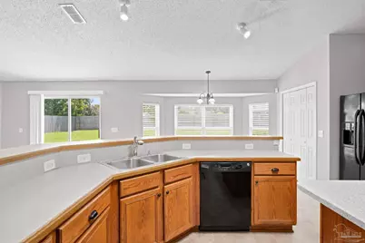 7043 Season Dr, Milton, FL 32570 - Photo 16