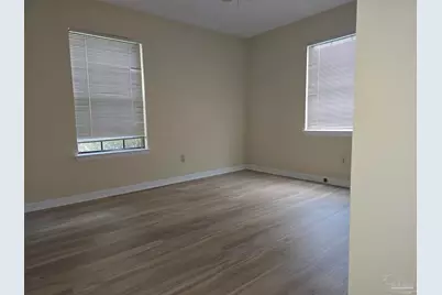 3005 Lenora Cir, Pensacola, FL 32526 - Photo 10