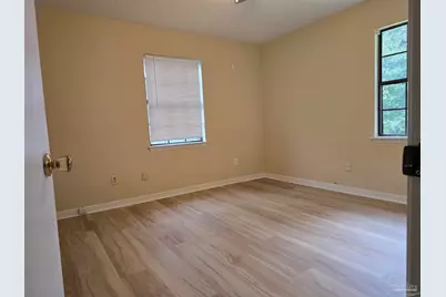3005 Lenora Cir, Pensacola, FL 32526 - Photo 8