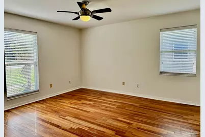 7813 Charter Oaks Dr, Pensacola, FL 32514 - Photo 10