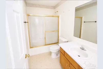 401 Thorn Ct, Pensacola, FL 32526 - Photo 20