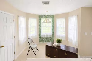 401 Thorn Ct, Pensacola, FL 32526 - Photo 12