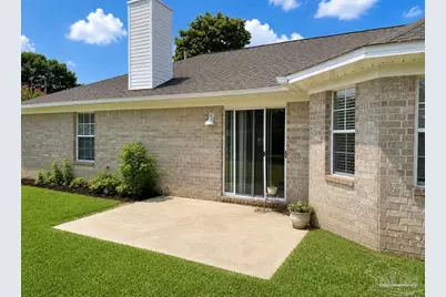 401 Thorn Ct, Pensacola, FL 32526 - Photo 2