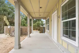 915 N B St, Pensacola, FL 32501 - Photo 8