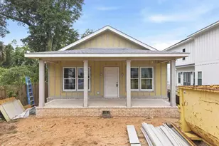 915 N B St, Pensacola, FL 32501 - Photo 6