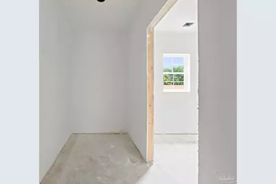 915 N B St, Pensacola, FL 32501 - Photo 14