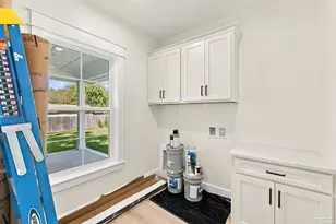 915 N B St, Pensacola, FL 32501 - Photo 26