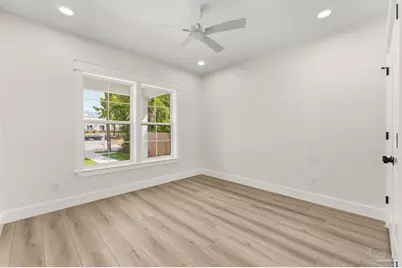 915 N B St, Pensacola, FL 32501 - Photo 20