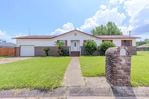 740 Maple Woods Cir, Pensacola, FL 32534 - Photo 1