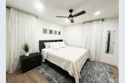 2100 N Spring St, Pensacola, FL 32501 - Photo 14