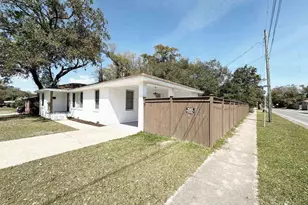 2100 N Spring St, Pensacola, FL 32501 - Photo 18