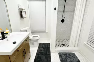 2100 N Spring St, Pensacola, FL 32501 - Photo 10