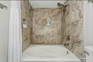 8271 Gulf Blvd, Navarre, FL 32566 - Photo 10