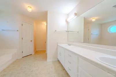 7221 Tannehill Dr, Pensacola, FL 32526 - Photo 24