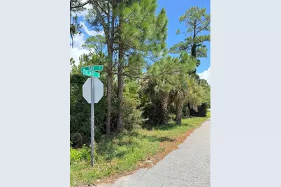 2718 Bay St, Gulf Breeze, FL 32563 - Photo 4