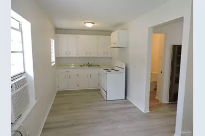 2203 Eliasberg Ave, Pensacola, FL 32507 - Photo 6