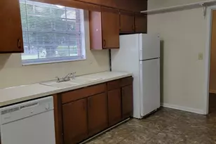 917 N 70th Ave, Pensacola, FL 32506 - Photo 8