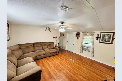 2501 Kingsport Ave, Pensacola, FL 32507 - Photo 8