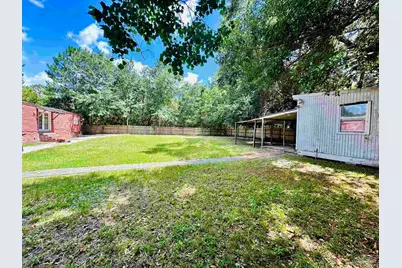 2501 Kingsport Ave, Pensacola, FL 32507 - Photo 14