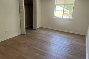 7225 W Fairfield Dr, Pensacola, FL 32506 - Photo 8