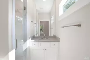 1602 E Maxwell St, Pensacola, FL 32503 - Photo 20