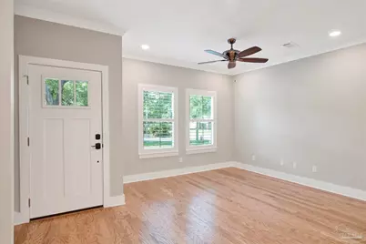 1602 E Maxwell St #A, Pensacola, FL 32503 - Photo 8