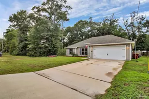 5682 Forest Hills Ln, Milton, FL 32570 - Photo 2