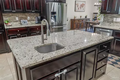 3519 Topaz Cir, Navarre, FL 32566 - Photo 16