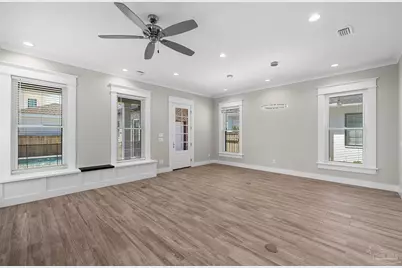 1431 E Moreno St, Pensacola, FL 32503 - Photo 32