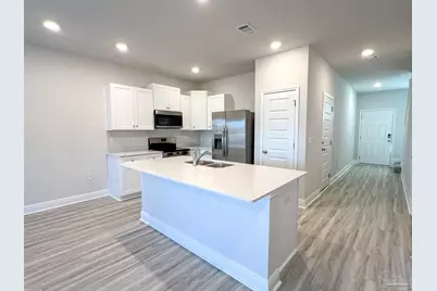 3997 Pendragon Cir, Milton, FL 32583 - Photo 2