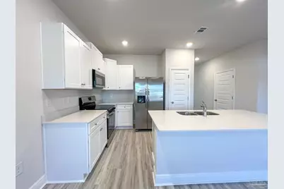 3997 Pendragon Cir, Milton, FL 32583 - Photo 6