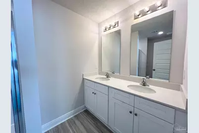 3997 Pendragon Cir, Milton, FL 32583 - Photo 12