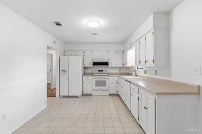 6639 Chicago Ave, Pensacola, FL 32526 - Photo 10